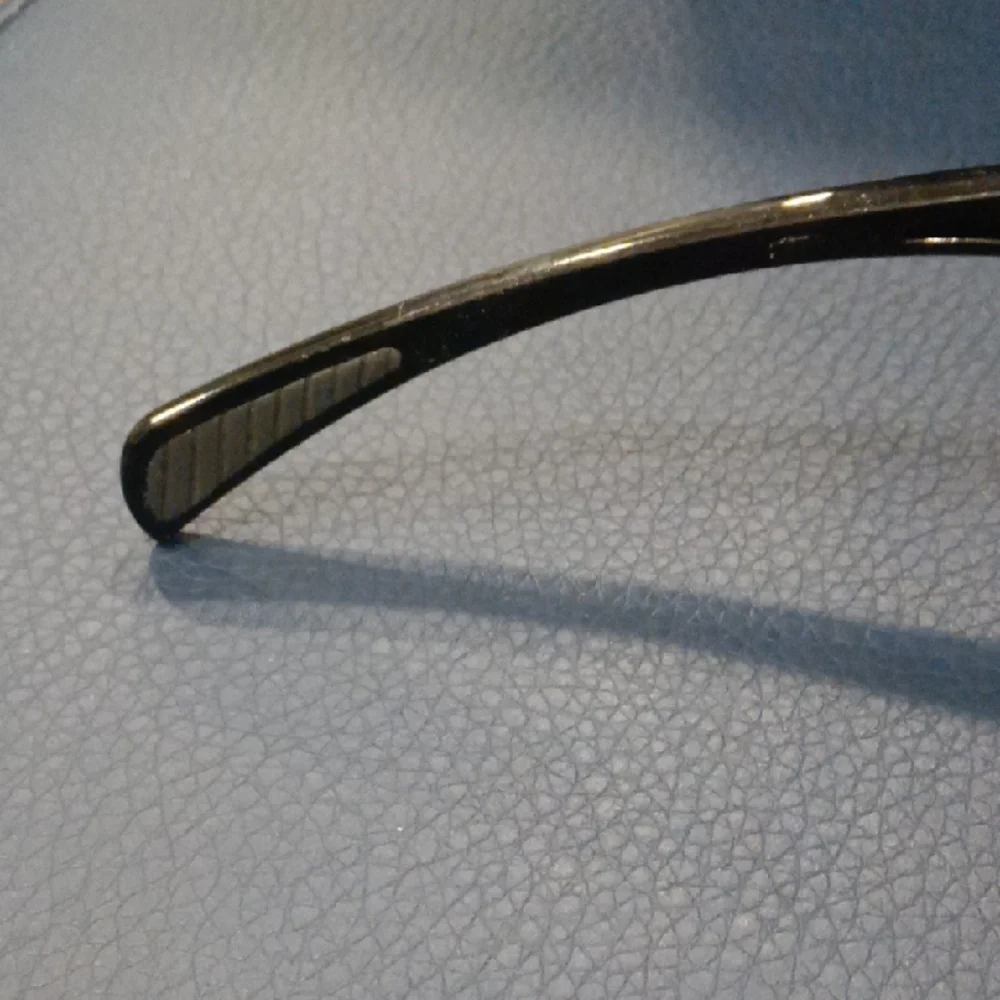 Black Wearable Smart Glasses